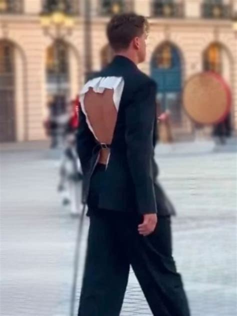 joe burrow suit backless